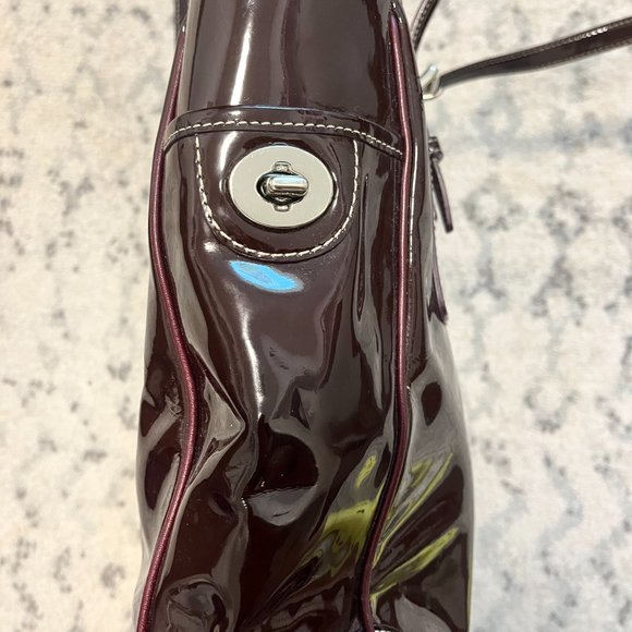 COACH Gallery Burgundy Patent Leather Wingtip Tote Purse G0773 - F11519 - Picture 7 of 8